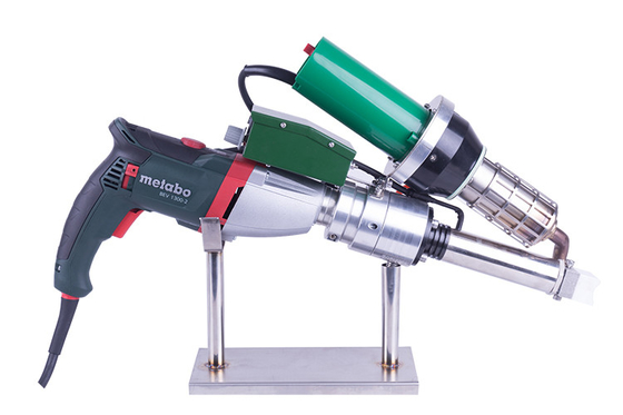 Máquina de soldadura plástica à mão da extrusão 2.5kg/H para o PE